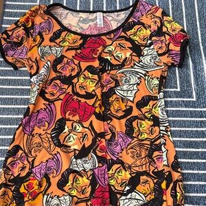 LuLaRoe Vibrant Graphic Tee with Pink and Black